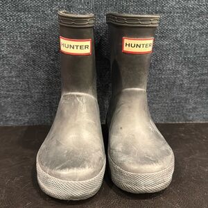 Hunter’s rain boots